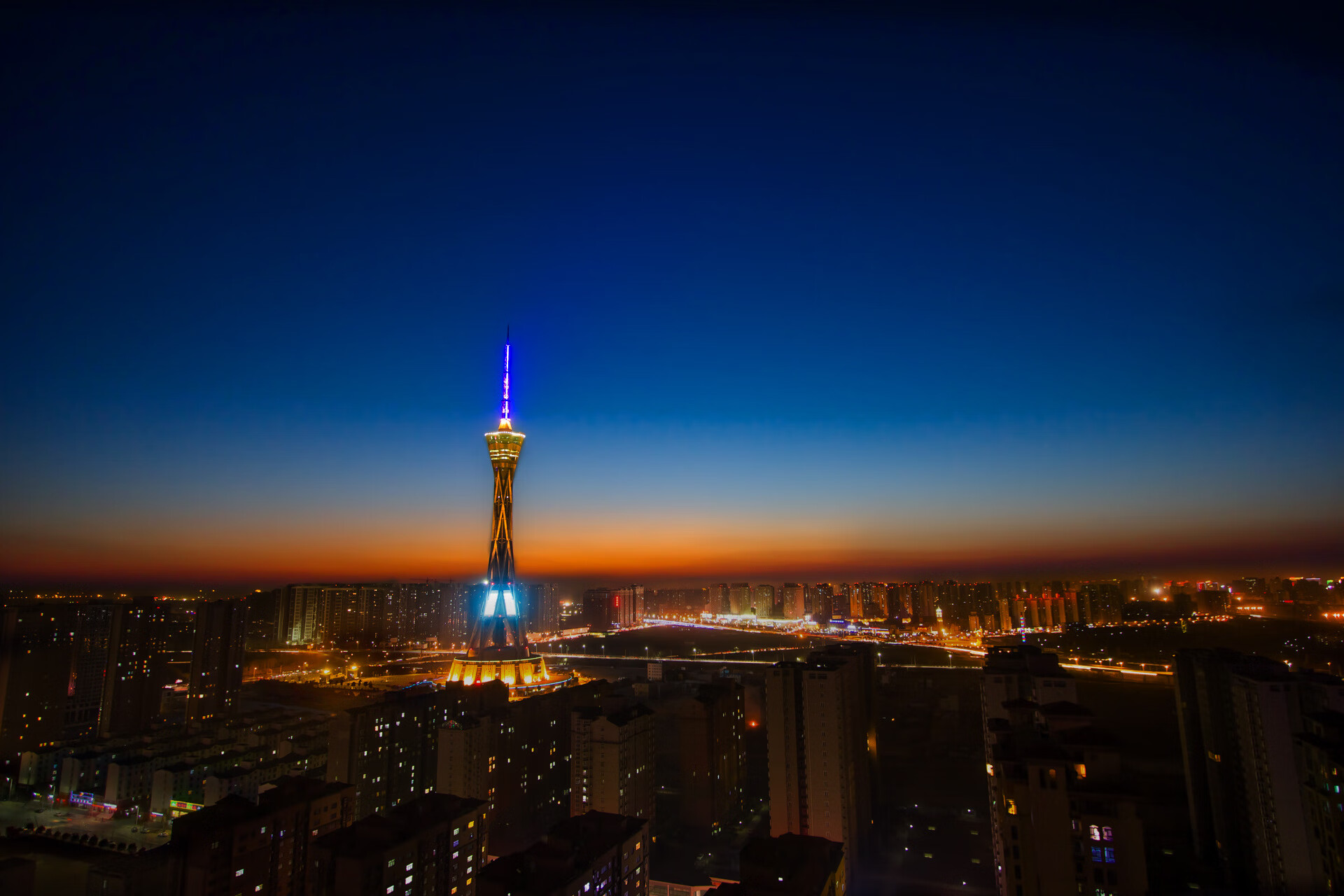爱游戏体育-乌克兰队奋力一搏，击败俄罗斯队晋级下一阶段，乌克兰队近期战绩